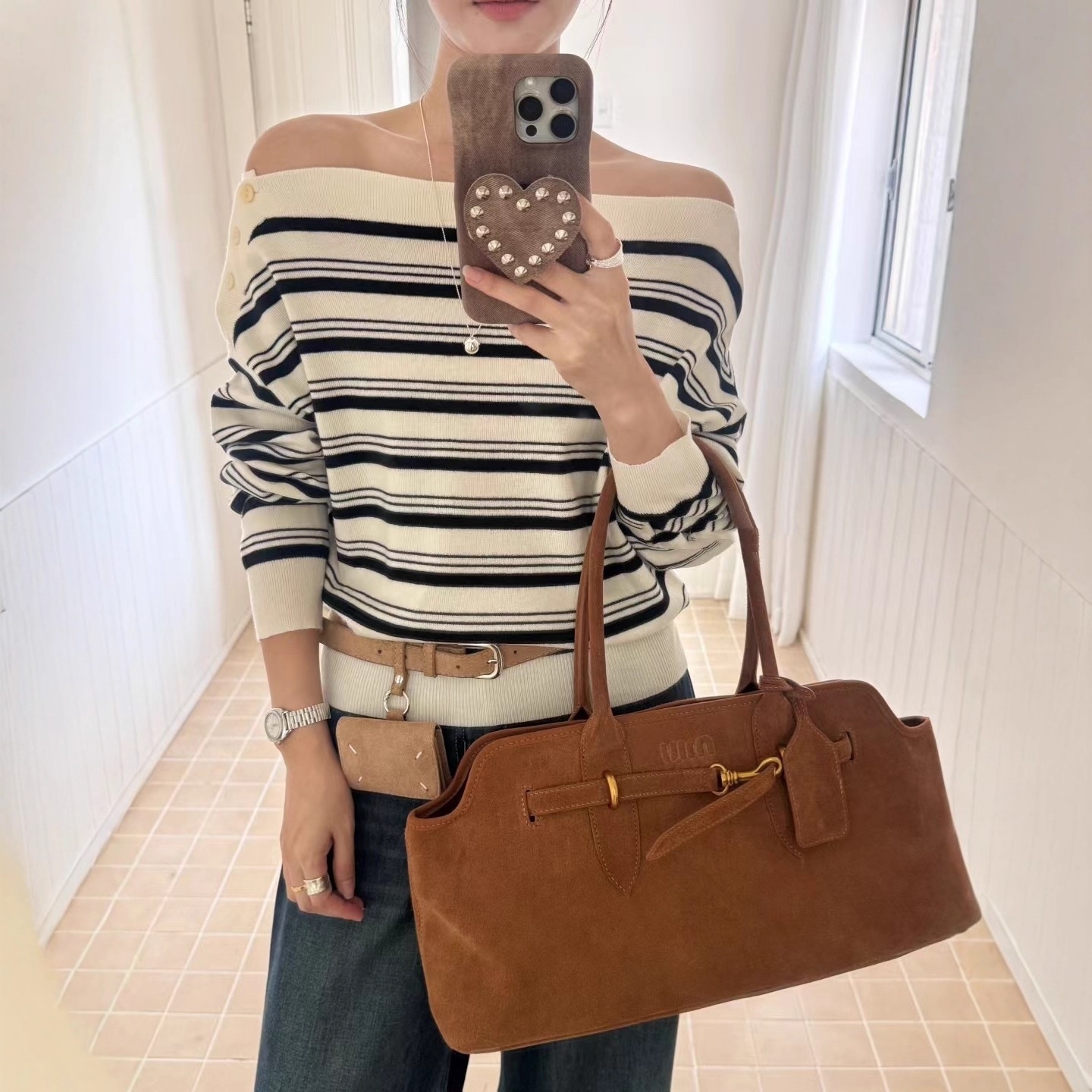 【送.料.無.料.急速発送】秋見えやせ韓系だるいたるみ縞デコルテ