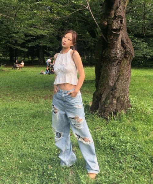 damage denim pants