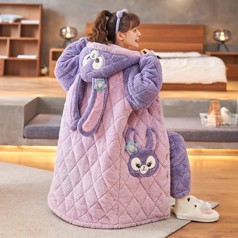 冬のサンゴのパジャマ女性は綿を挟んで三層の厚いベルベットの寝衣セットフランネルのベルベットの長い家庭服を着ている 5,898円