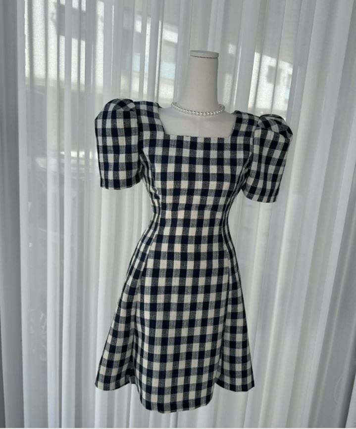 ◆Eliza J ジュエルネックツイードミニワンピース チェーンチェックツイードワンピースドレス/チェック柄/ツイード