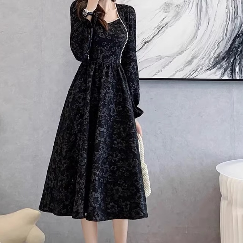 ドレス ワンピース パーティー 結婚式 二次会 披露宴 演奏会 発表会 ステージ ダンス ミモレ 長袖 スクエアネック 襟なし Aライン ハイウエスト 伸縮性 可愛い きれいめ シンプル