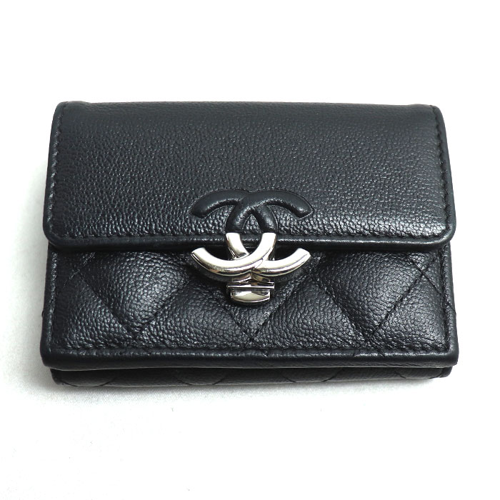 CHANEL シャネル マトラッセ ココマーク スモール フラップ ウォレット 三つ折り財布 ブラック AP1175 レディース 中古