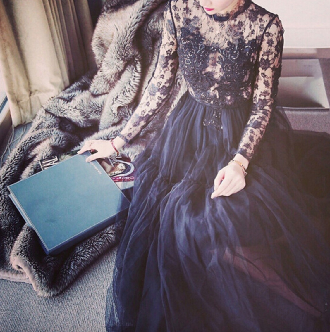 ワンピース Aライン 膝丈 ミモレ ハイネック 長袖 シースルー バックオープン 透け感 チュール レース 大人可愛い きれいめ おしゃれ エレガント 春 夏 デート レストラン S L ブラック 6,535円