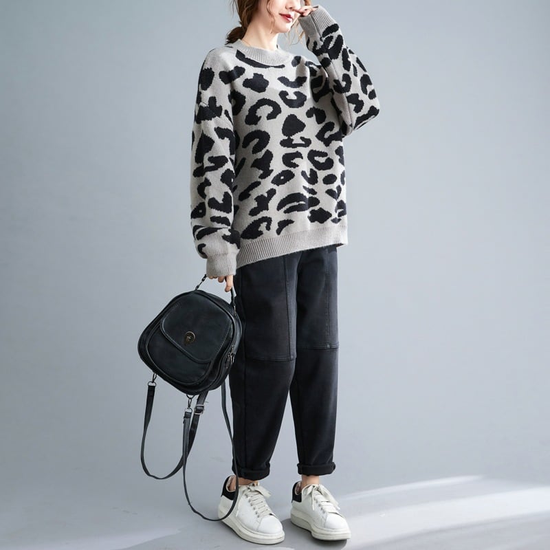 トップス レオパード柄 ニット セーター 長袖 ラウンドネック ヒョウ柄 豹 あたたか ゆったり レトロ ルーズ 人気 個性的 おすすめ おしゃれ お洒落 激安 安い プチプラ 可愛い wt