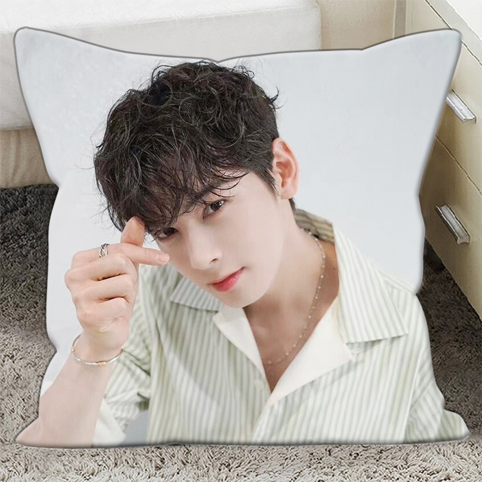 Qoo10] チャウヌ アストログループ 枕写真 両面 : 寝具・ベッド