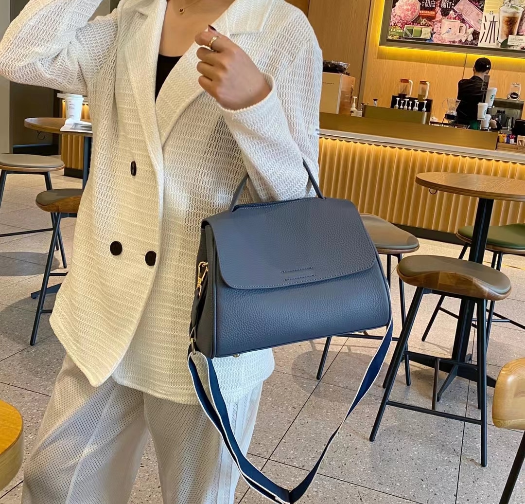 本革トートバッグ　本革通勤トートバッグ　本革通勤ショルダーバッグ　レディースバッグ　軽量バッグ　お洒落なカバン　韓国バッグ　ins人気