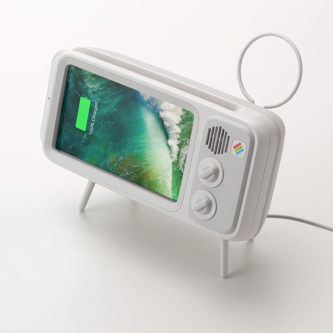 レトロ型iPhone対応スマートフォンドック 66s78 カラー:モノクロ