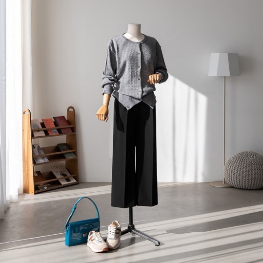 ボトムス パンツ ワイドパンツ 膝下 アンクル丈 ワイド 伸縮性 ポリエステル かわいい 大人可愛い きれいめ シンプル カジュアル 大人 上品 おしゃれ お洒落 かっこいい 大人女子 こなれ感