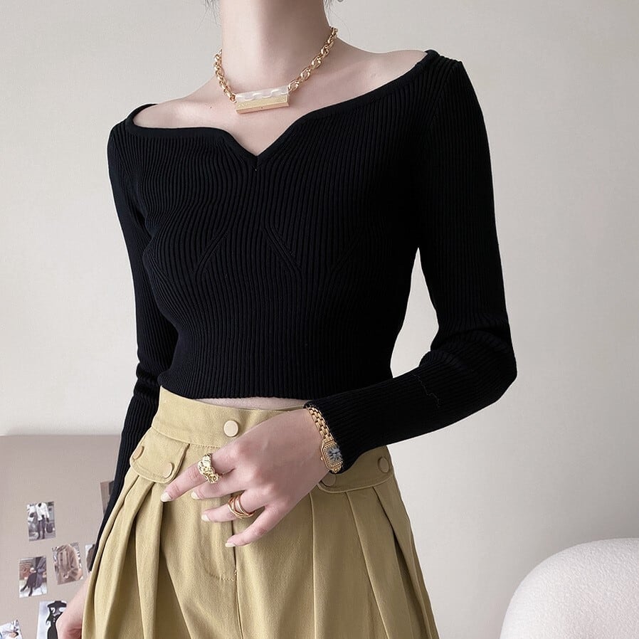 トップス ショート丈 リブニット 長袖 薄手 Vネック スリム フィット セクシー 華奢見え スタイルアップ 人気 おすすめ おしゃれ お洒落 激安 安い プチプラ 可愛い かわいい 韓国