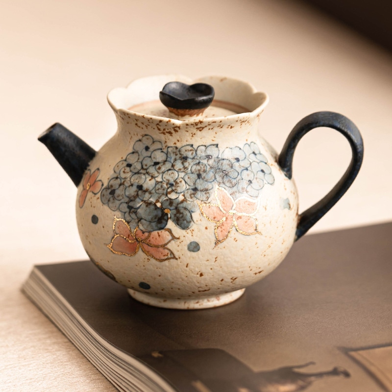 高級な青と白のフリントレッドティーポットと金色のアジサイのつぼみお茶を淹れるためのポット家庭用ティーセットティーポット