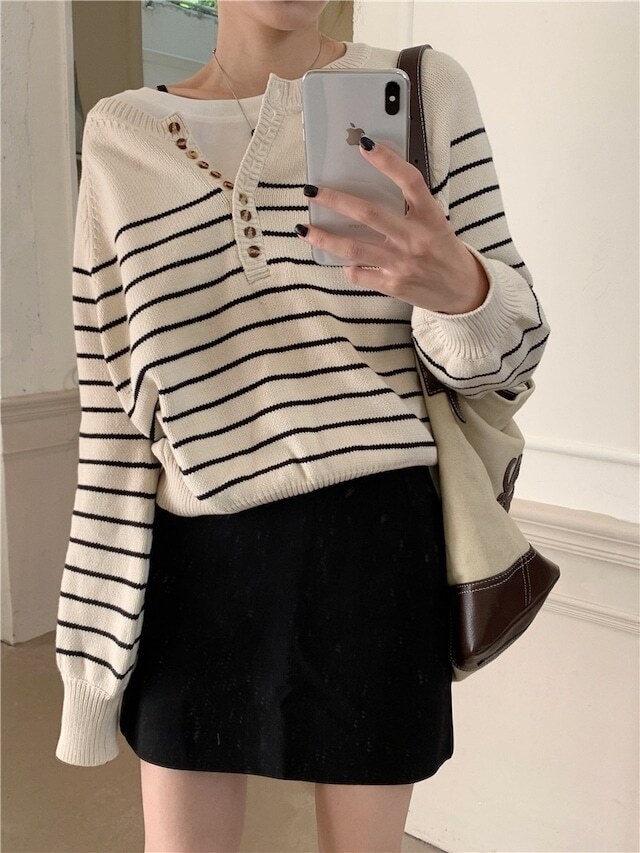 レディース フロントボタン ボーダー ニット 長袖 大人可愛い ママコーデ ママファッション 韓国系 オルチャン 人気 トレンド 新作 20代 30代 40代 きれいめ レトロ シンプル お出かけ デ