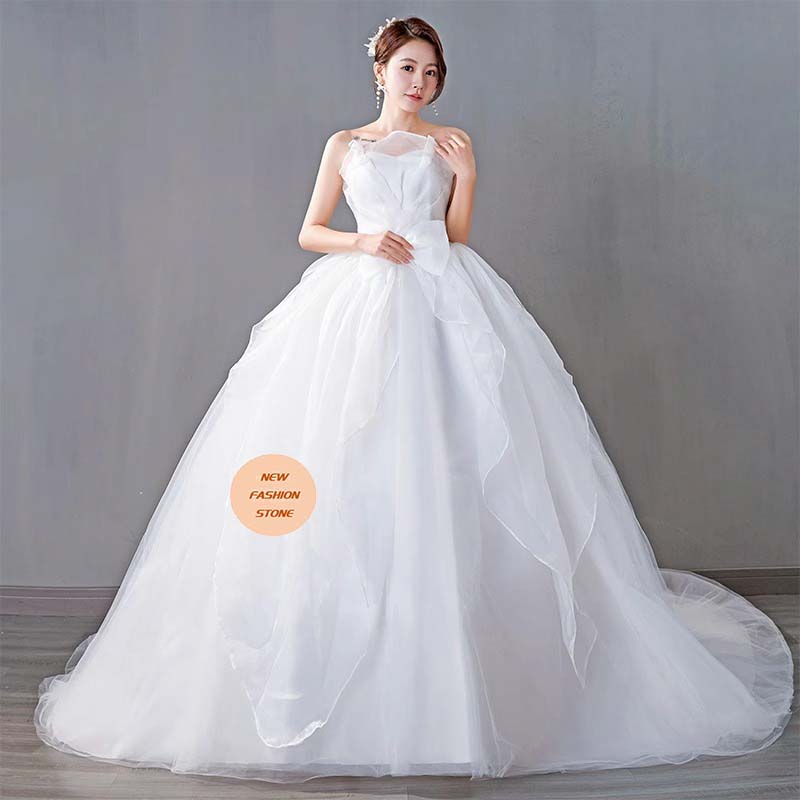 ウェディングドレス 袖あり 立ち襟 スパンコール キラキラ 素敵 キレイめ 花嫁ドレス 結婚式ドレス トレーンドレス バックリボン オシャレ 海外挙式 披露宴