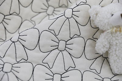 韓国生地　りぼん　刺繍生地　キルティング　ヌビ　キルト　レッスンバッグ 楽天市場】【即納】韓国生地 ヌビ リボン柄 生地 布 刺繍生地 ヌ