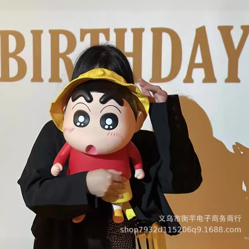【配送料無料】 クレヨン小新野原しんのすけ11大型男女誕生日プレゼントアニメフィギュアデスクトップ置物