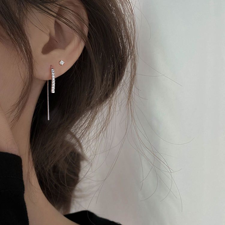 100psc軽い豪華なドリルの耳のフック2022年の新型の潮の冷たい風の耳のピアスの気質の韓国のネットの赤い高級感の小さい衆の耳飾り