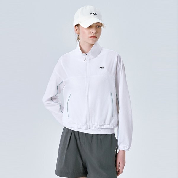 FILA 機能性 エッセンシャル セミクロップ ウインドブレーカー
