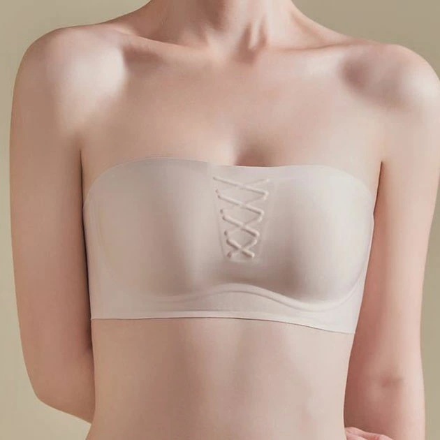 ソリッドカラー シームレス調 レースアップ ノンワイヤー ブラジャー 女性 レディース インナー 下着 肌着 単色 無地 シンプル ミニマル ナチュラル 透け感 シアー 薄着 デイリー チューブトップ