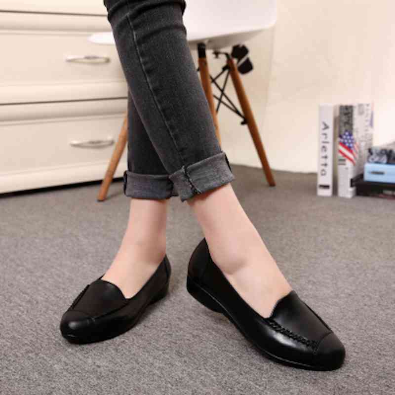 パンプス レディース 疲れない 黒パンプス 人気 ローファー 秋 夏 冬 結婚式 幅広 サンダル 痛くない 革 ブランド レザー ストラップ 洗える ローヒール ブーツ フラット 靴下 黒 おしゃれ