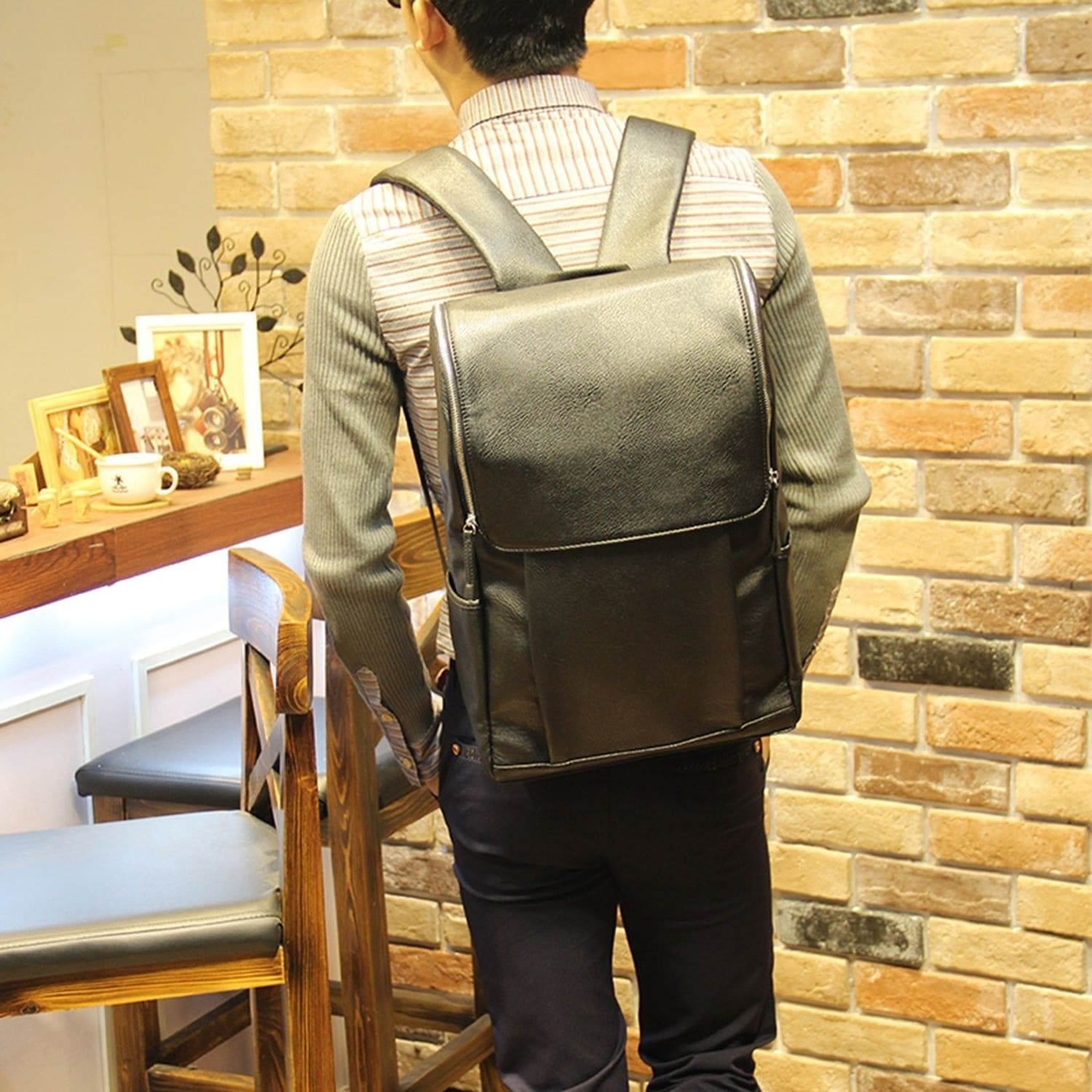 リュック メンズ 冬 スポーツ 大容量 軽量 おしゃれ ビジネスリュック レザー 小さめ カジュアル 撥水 春 夏 リュックサック パソコン アウトドア ブランド ビジネスバッグ PC 2WAY 大学