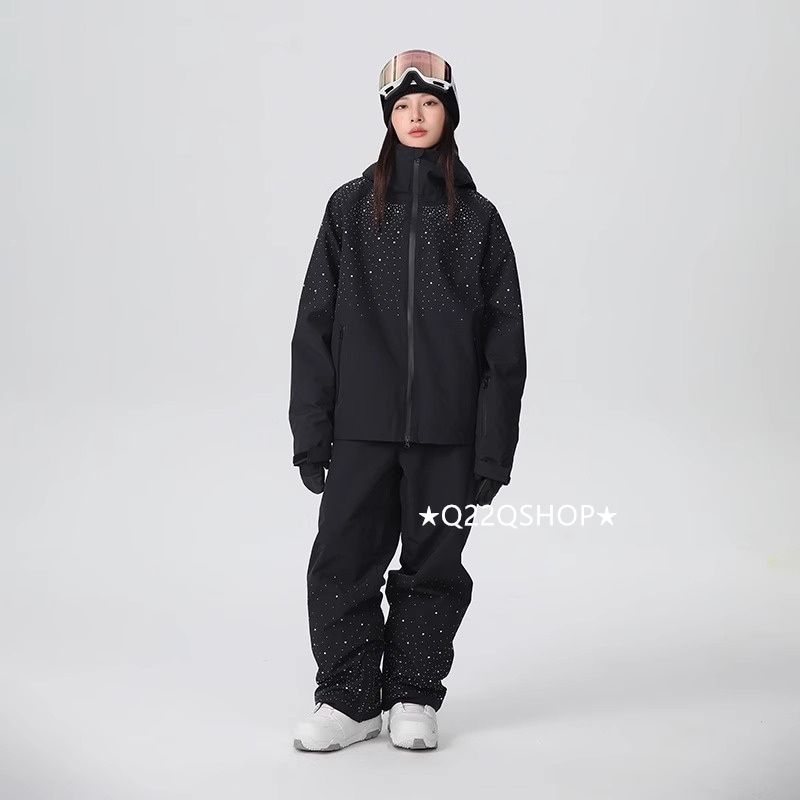 スノーボードウェア 2024 2025 上下セット メンズ レディース キラキラ黒 ジャケット アウター パンツ 3Lセットアップ ウィンタースポーツ スキーウェア スノボウェア スノー 韓国風防水