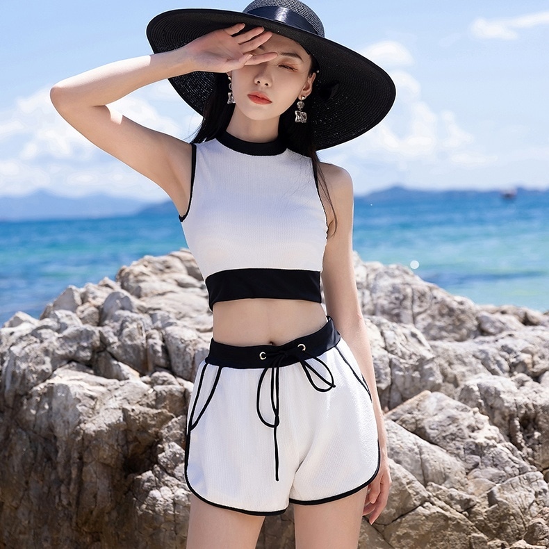 3点セット スイムウエア 水着 セパレート タンキニ ハイネック ショートパンツ ポケット 可愛い かわいい 大人可愛い シンプル カジュアル 大人 おしゃれ お洒落 大人女子 こなれ感 きちんと 10,880円