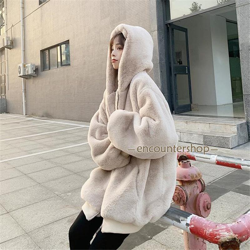 女性のフリースボバジャケットフード付きの厚いふわふわソリッドカラーコールドプルーフ絶縁秋冬ボディカバールーズフィットアウターウェア