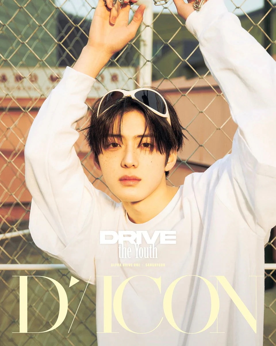 Qoo10] WAKEONE OFFICIAL特典 2種セット DIC : KPOP