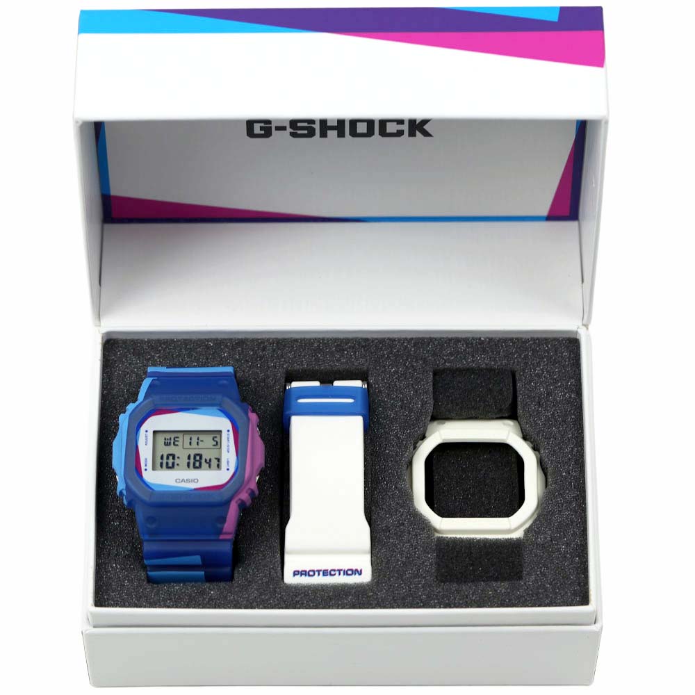 Gショック カシオ 腕時計 デジタル 日付 カレンダー バックライト ストップウォッチ タイマー アラーム 交換用ベゼル＆ストラップ付 メンズ ブルー ホワイト CASIO G-SHOCK DWE-5