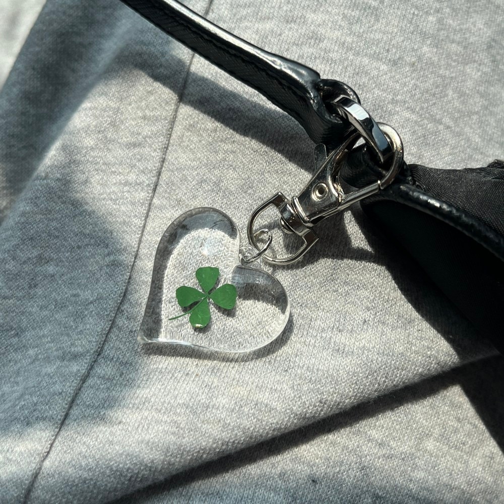 韓国/涙の女王/韓国ドラマ/1+1幸運の四つ葉のクローバーハートキーリングキーホルダー 1set