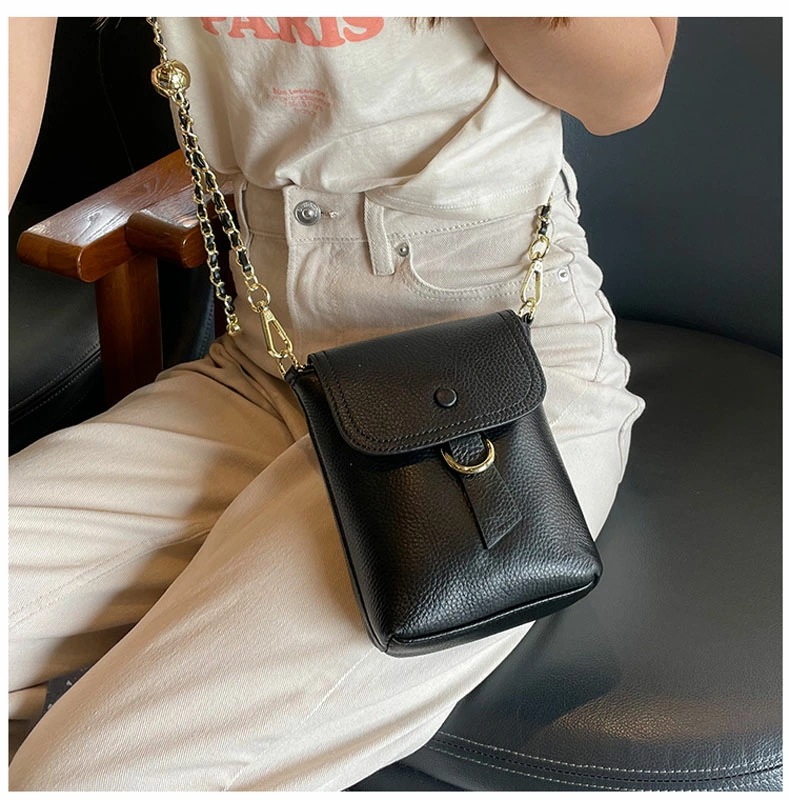 早割価格本革 スマホポーチ ショルダーバッグ レディース スマホショルダー ストラップ付き 財布兼用 クリアタイプ メンズも対応