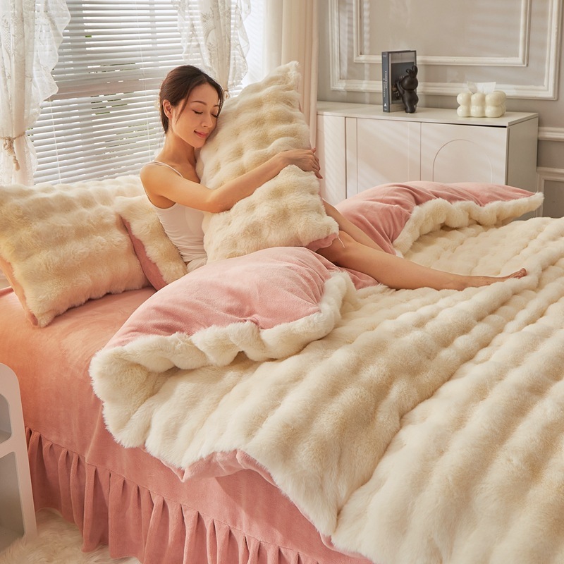 秋と冬の家庭用の新しい厚みのあるウサギのぬいぐるみ4点セットベッドスカート付きウサギのぬいぐるみ4点セットミルクベルベットの4点セット 6,945円