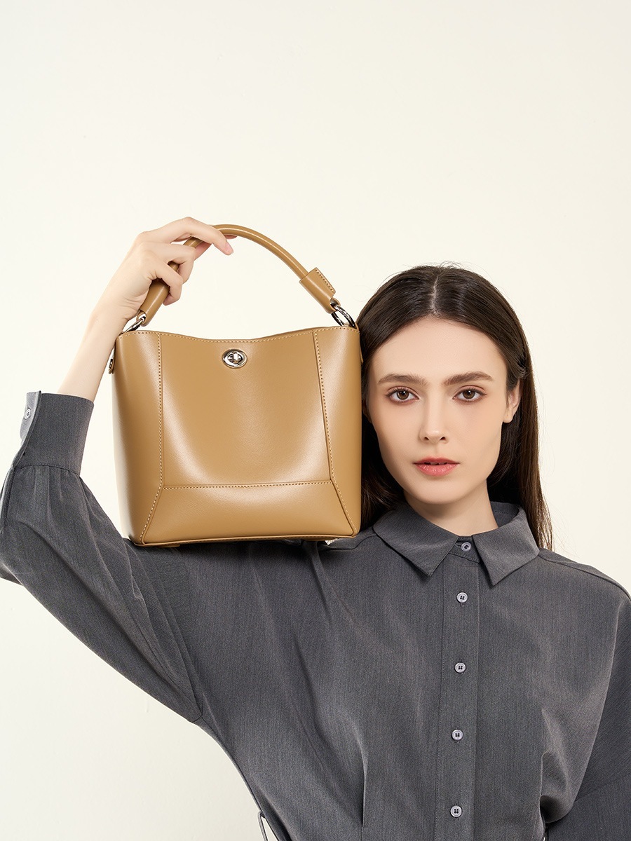 2024春夏新作本革百合子母カバン手持ちシングル肩斜めショルダーバケツバッグレディース