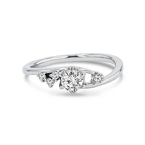 スワロフスキージルコニア使用リング 一直径4mm（0.25ct相当） プラチナ仕上げ K18ゴールド仕上げ