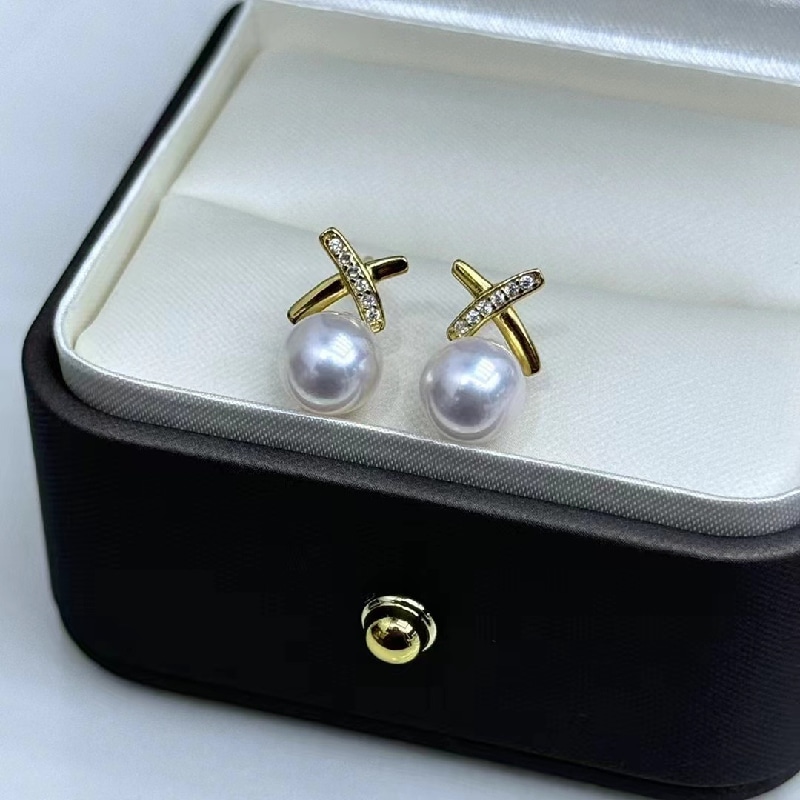 光の共鳴層ピアス 7mm天然真円×本木調交差デザイン S925極細針 0.3g羽軽量 昼夜共鳴抗菌 和モダン7シーン対応