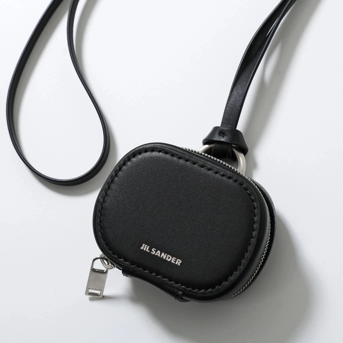 JIL SANDER ジルサンダー イヤホンケース J26VL0032 P5713 メンズ レディース Air Pods エアポッズ レザー ネックストラップ ロゴ 001/BLACK J26VL00 49,206円