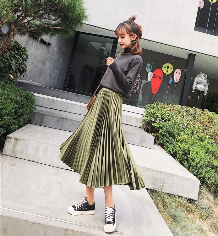 3372.細プリーツベロアロングスカート（ダークグリーン）2019 春夏 sale 春夏 sale ボトムス 美ライン おしゃれ カジュアル きれいめ ミモレ丈 お出かけ お呼ばれ 女子会 通勤 通学