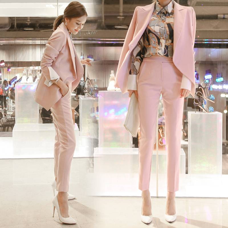 ピンク スーツ セット セットアップ スーツ 人気 通販 テーパード パンツ アンクル丈 袖あり 長袖 襟付き 細身 ポケット ハイウエスト 上下セット 2点セット ツーピース 大人 可愛い きれ