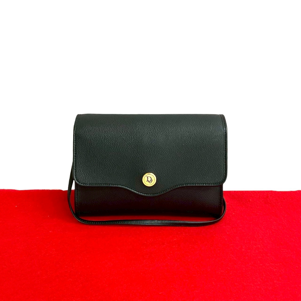 ヴィンテージ ハニカム 柄 ロゴ 金具ショルダーバッグ レザー PVC ブラック b35-7