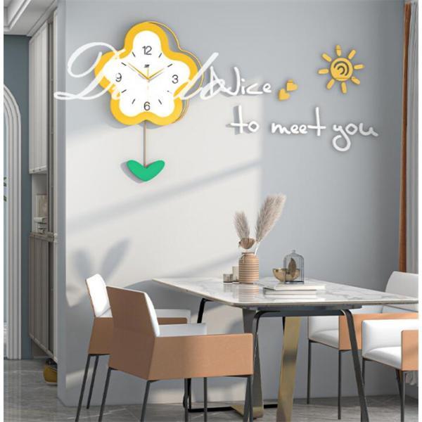 振り子時計 壁掛け時計 クロック 花 デザイン 子供部屋 アクリル 新生活応援 インテリア 北欧 金属製 新築祝い ギフト 電池 静音 時計