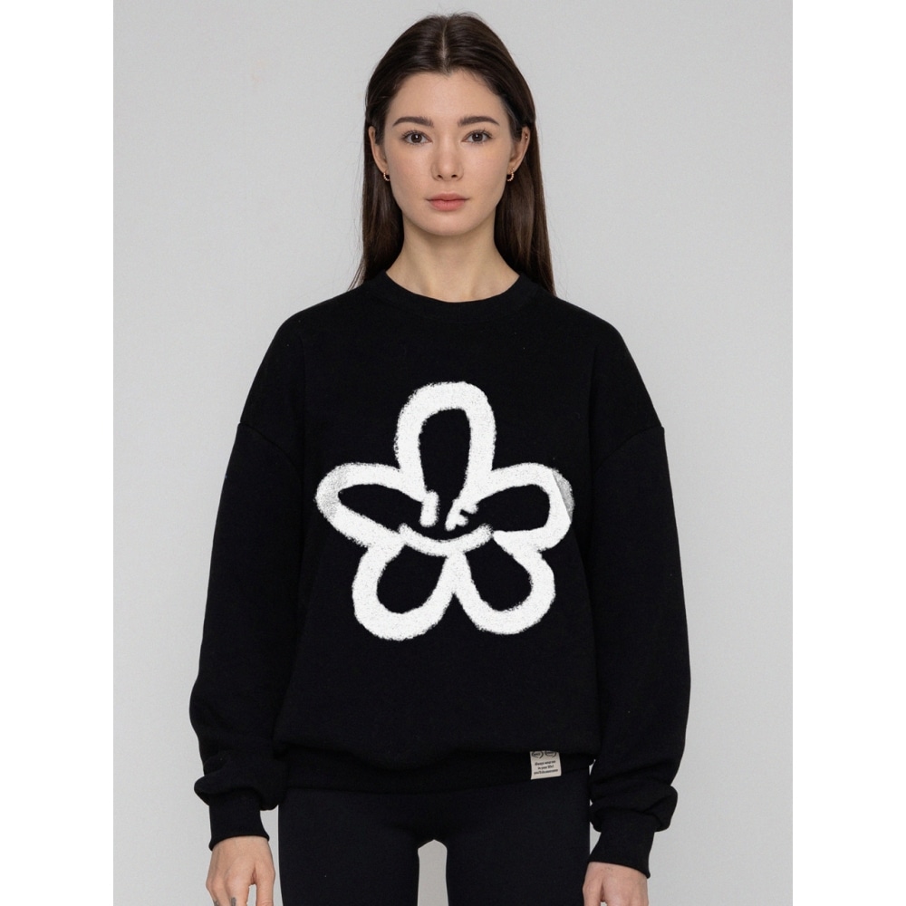 GRAVER ビッグフラワースマイルスプレーマンツーマン6color 11,058円