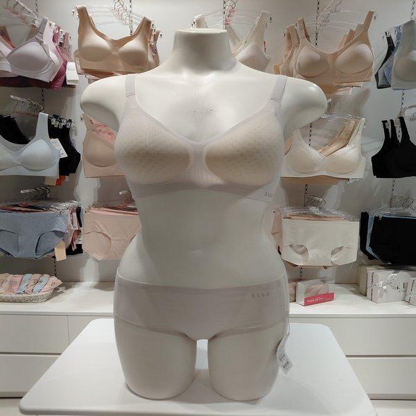 穴あきモールド薄型プレカットブラパンティーセット_s