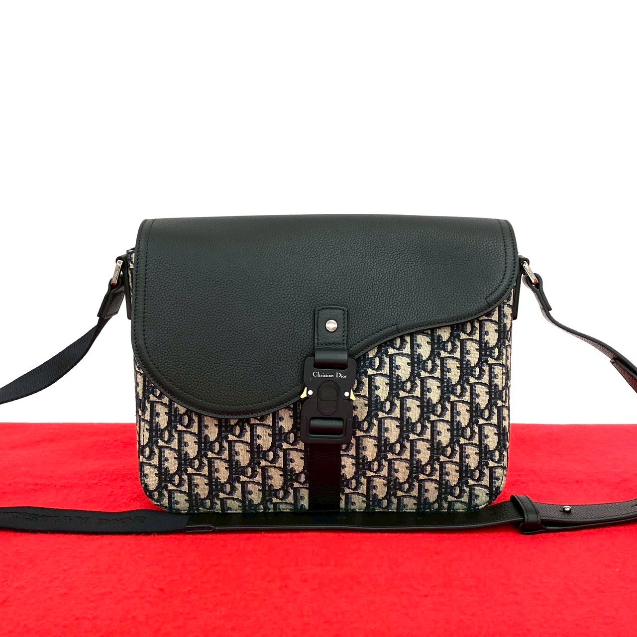 サドル メッセンジャーバッグ オブリーク 柄ショルダーバッグ キャンバス レザー ブラック -6139