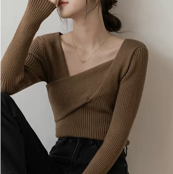 トップス デート カットソー ニットソー セーター 袖あり 長袖 かわいい 大人可愛い きれいめ シンプル カジュアル 大人 上品 おしゃれ お洒落 主役級 存在感 春 秋 冬 10代 20代 30代