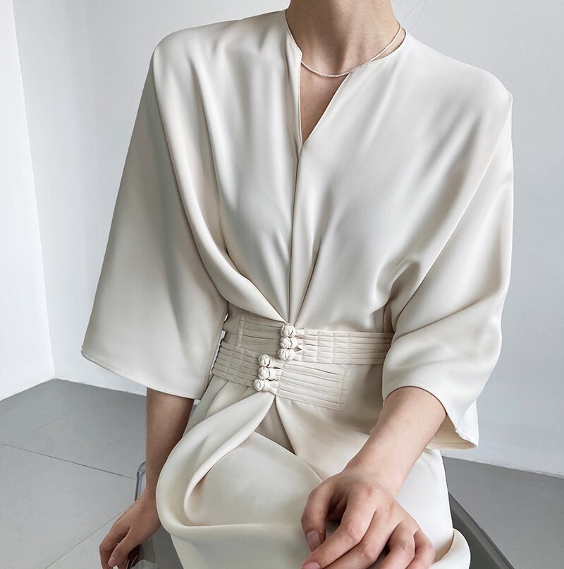 ワンピース ロング ロング丈 7分袖 七分袖 キーネック セミフレア ワイド アシンメトリー ベルト ウエストマーク ポリエステル 大人可愛い きれいめ シンプル カジュアル 上品 おしゃれ 大人女子