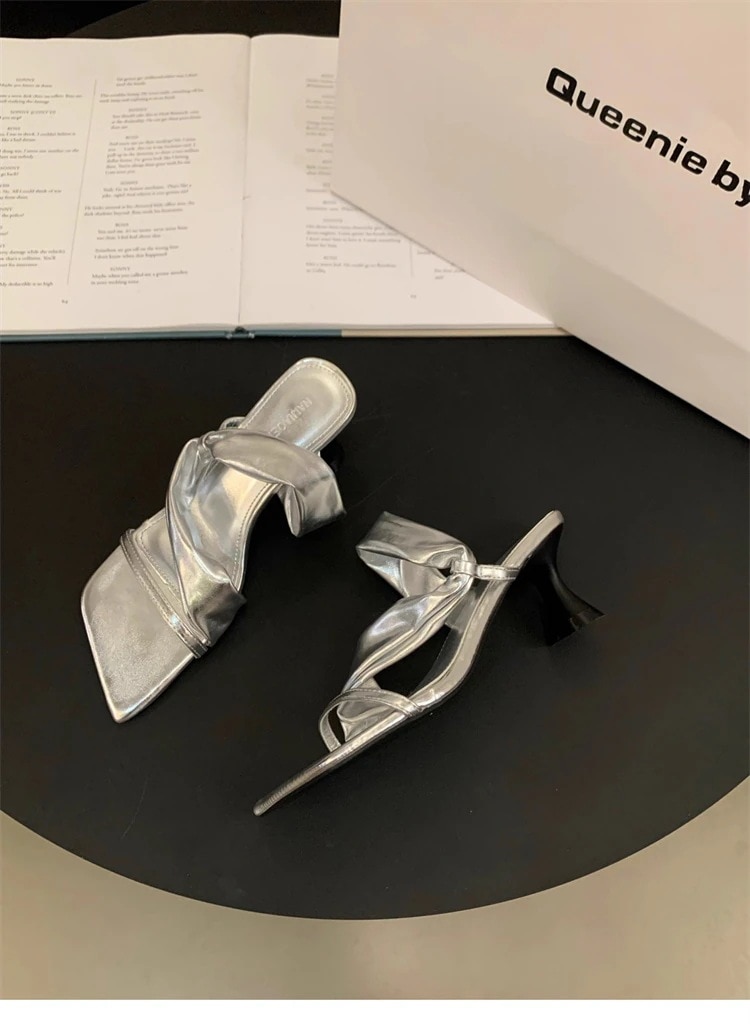 早い者勝ち サンダル 夏 気質 ハイヒール エレガント 歩きやすい 大人気 ギャザリング ピンヒール シューズ 4,663円