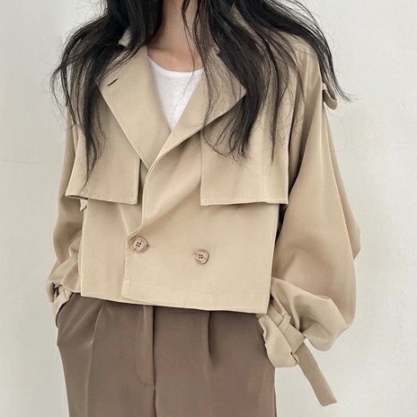 クロップドトレンチコートp288250 レディース 【jk】トレンチコート 長袖 ショート丈 クロップド丈 単色 無地 シンプル ベーシック 襟 えり Vネック ボタン ぼたん フラップ 秋 冬 春