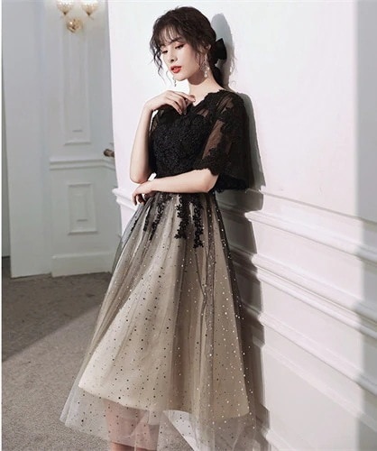 【送料無料】パーティードレス 結婚式 ワンピース ドレス 袖あり レース 食事会 二次会 披露宴 卒業式 成人式 謝恩式 着痩せ 可愛い 上品