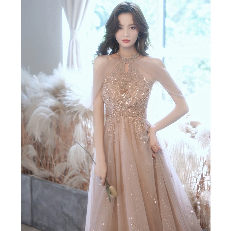 シャンパン色のタキシードのスカート2024新型春季宴会気質名媛花嫁服司会者大気ワンピース