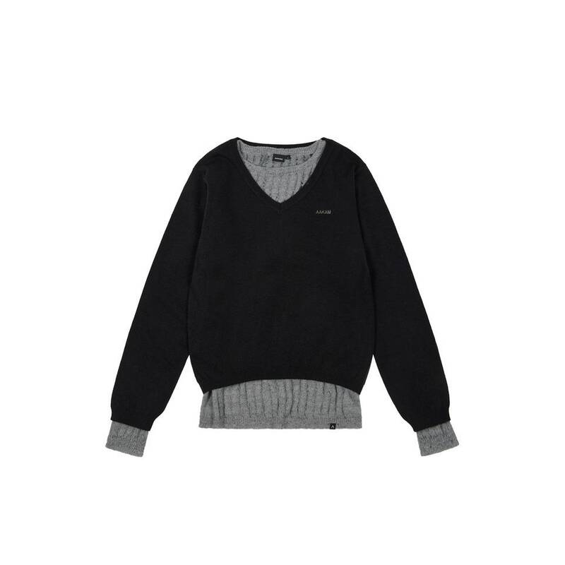 アカム AAKAM レイヤードVネックニット ブラック 549750
