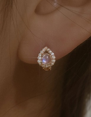 14k post 天然 ムーンストーン ティアーズ ワンタッチ リングピアス